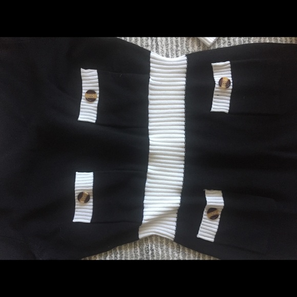 Black and white sweater dress with button detail - Picture 2 of 4